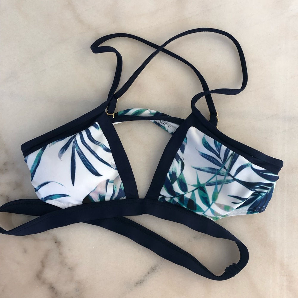 Bikini top
